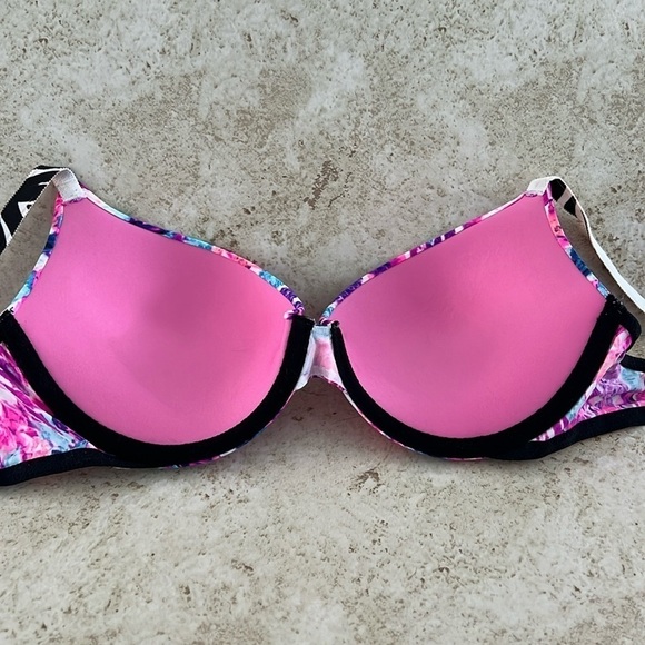 Victoria’s Secret Pink Wear Everywhere Push Up Bra size 32D - Picture 5 of 8